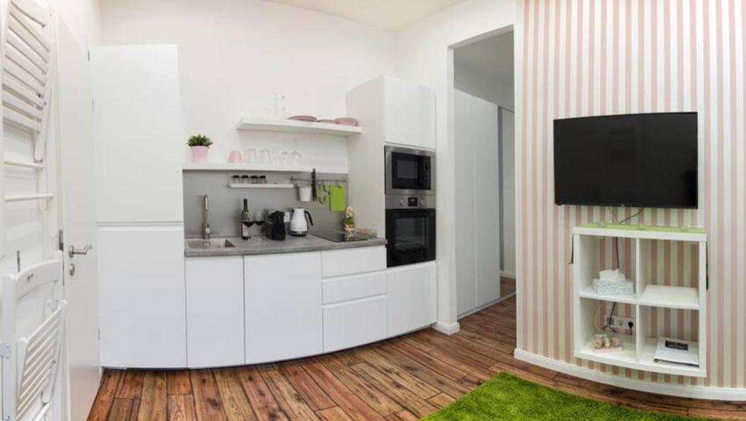 Hi-Bp Design Home Apartments In The Heart Of Budapest Exterior foto